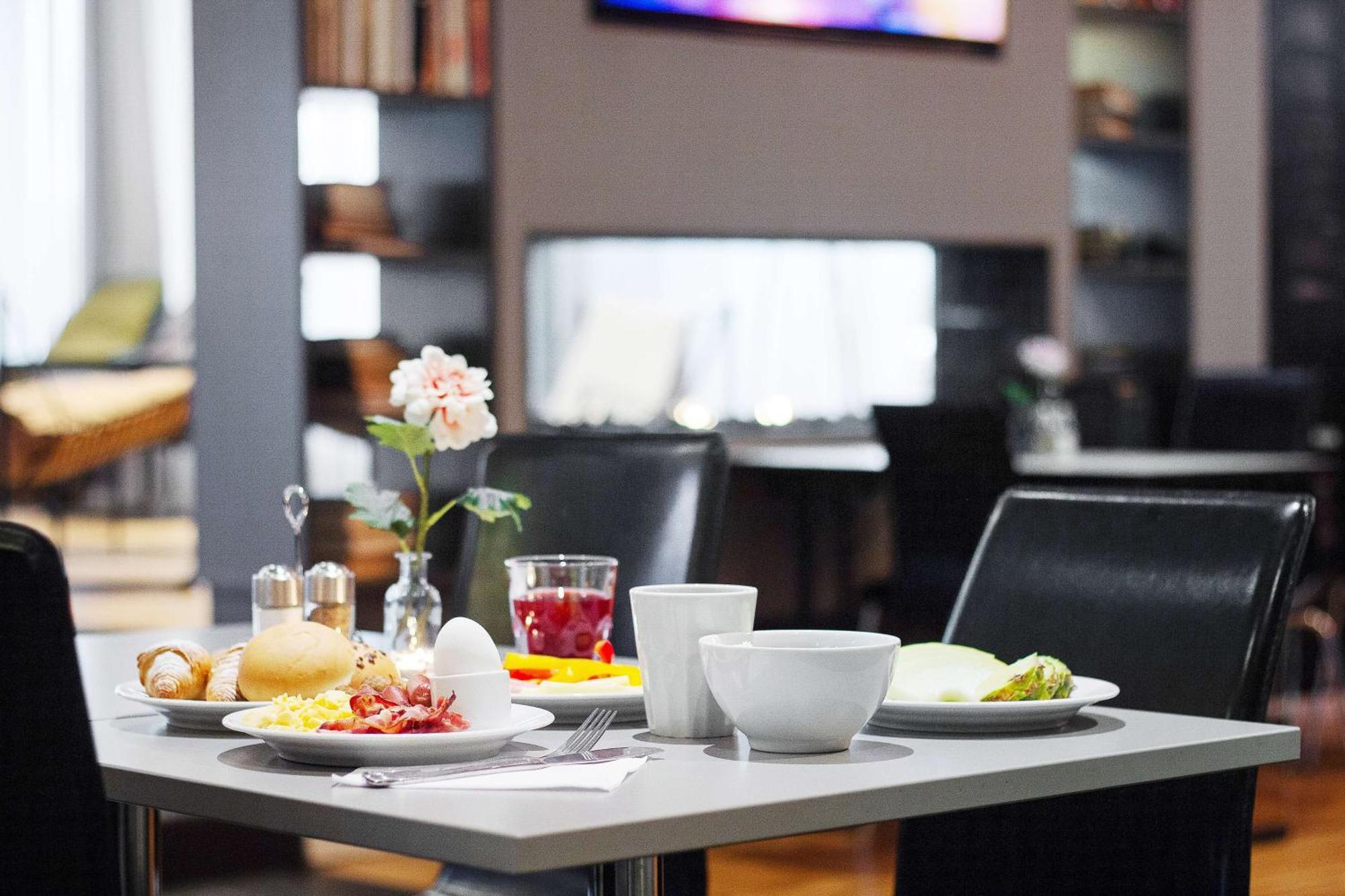 Connect Hotel Kista Stockholm Buitenkant foto