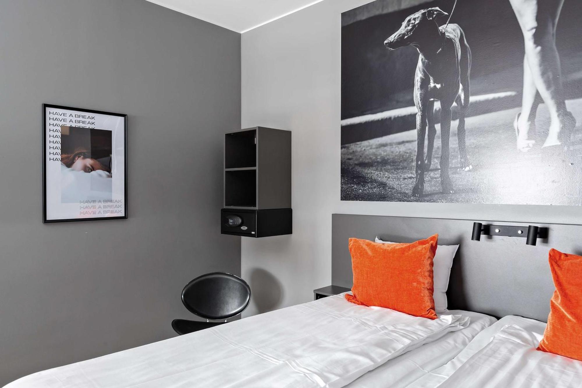 Connect Hotel Kista Stockholm Buitenkant foto