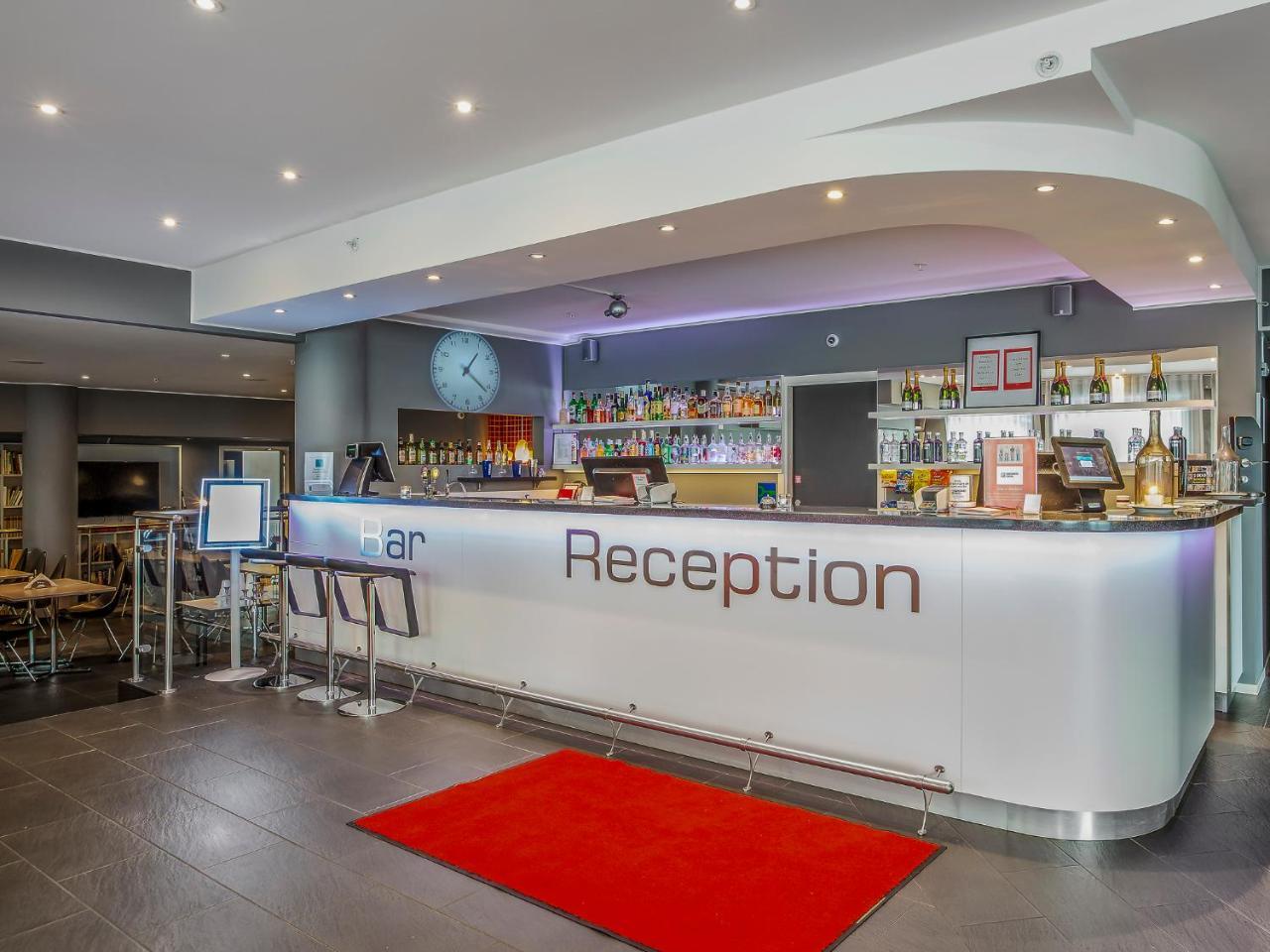 Connect Hotel Kista Stockholm Buitenkant foto